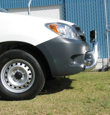 TOYOTA HILUX Nudge Bar (03/05 to 07/11)