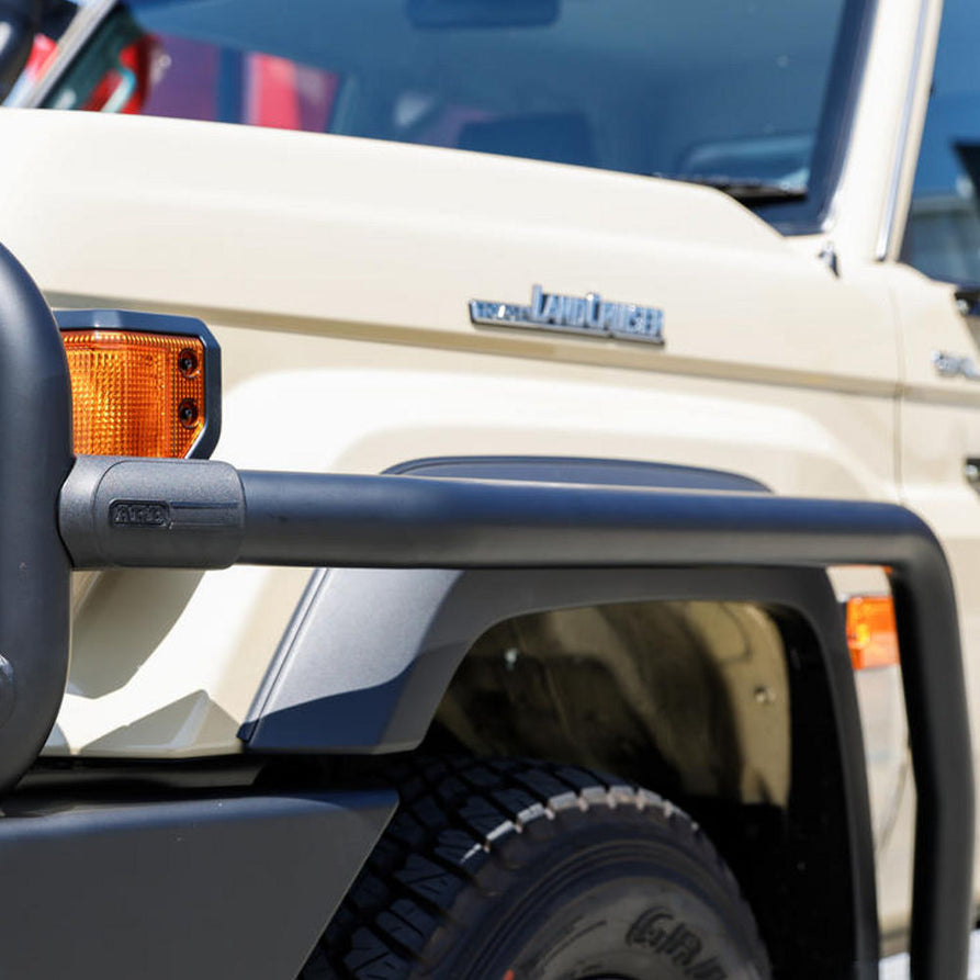 ARB Summit Side Steps and Rails with Aluminium Tread Suitable For 79 Series – B03479