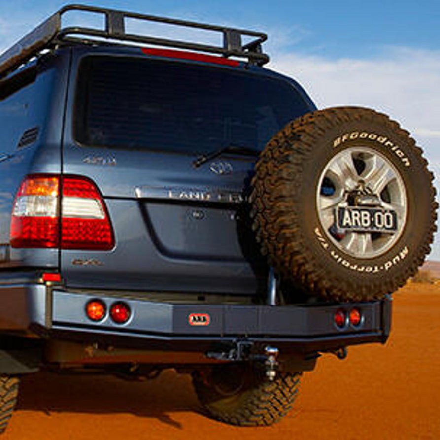ARB Black Rear Bar with 3500kg Towing Suitable For LandCruiser 100 Series live front axle – 5613220