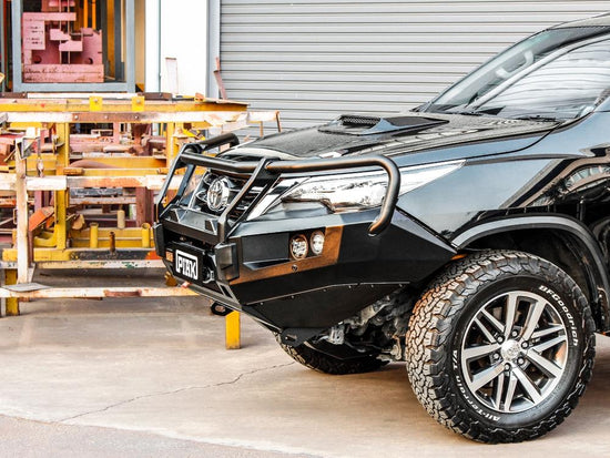 Top-down perspective of Toyota Fortuner GUN156R with PIAK Elite Loop Bar.