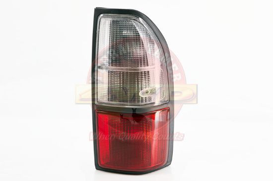 LENS & BODY R/H REAR TAIL LAMP
